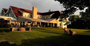Patio - clubhouse - lake erie - fine dining - shorewood country club